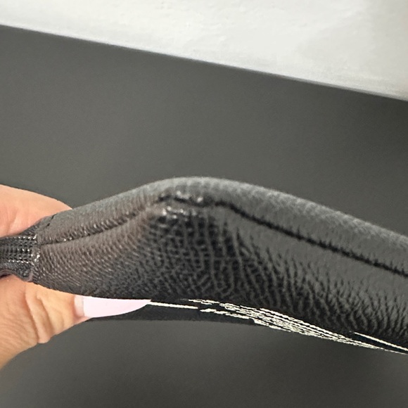 Coach NWT Black Textured Large Wristlet. Black w Maroon Tubing & Gold Hardware. - Picture 8 of 9